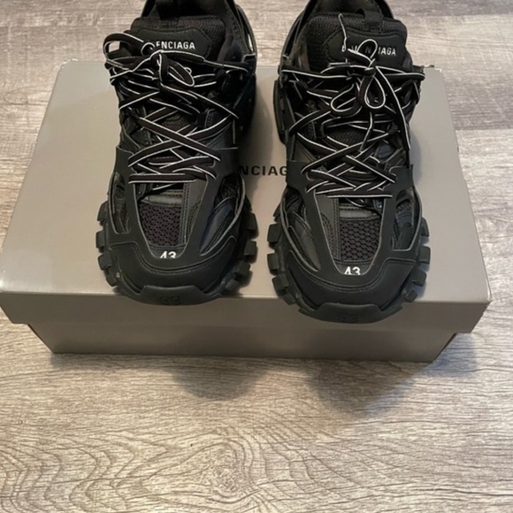 Black balenciaga track - Picture 3 of 3